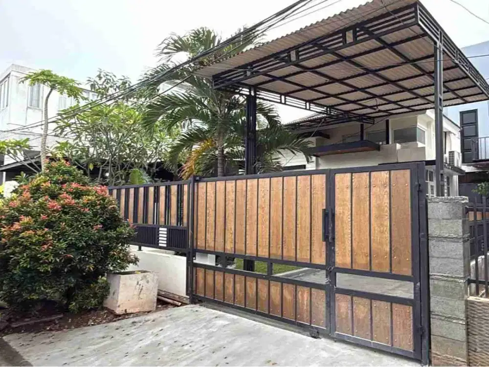 Dijual Rumah Siap Huni di Boulevard Cibubur Country
