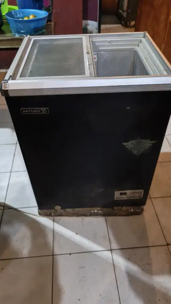 Di jual freezer