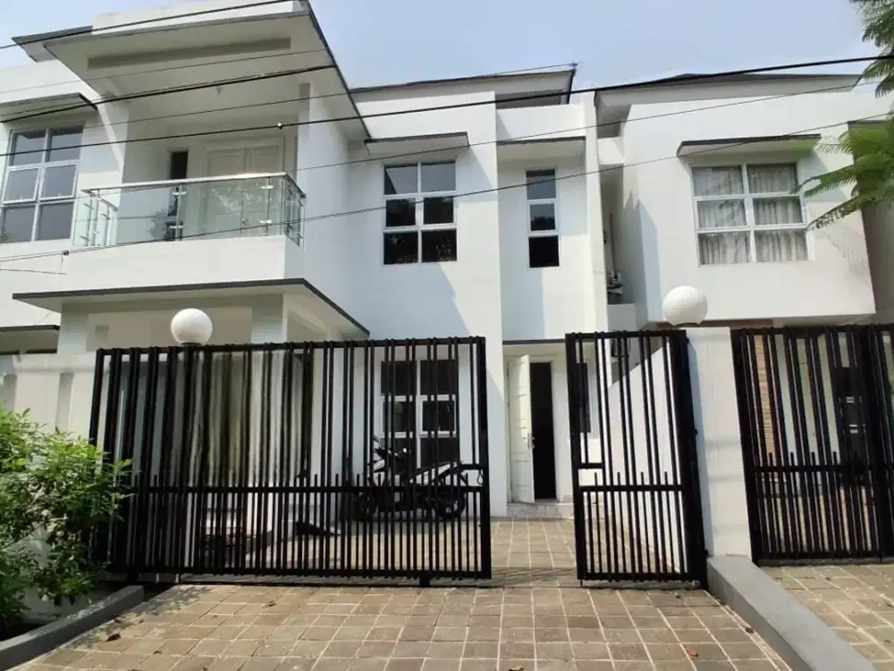 Rumah Baru 2 Lantai Minimalis Modern di Cinere, Depok