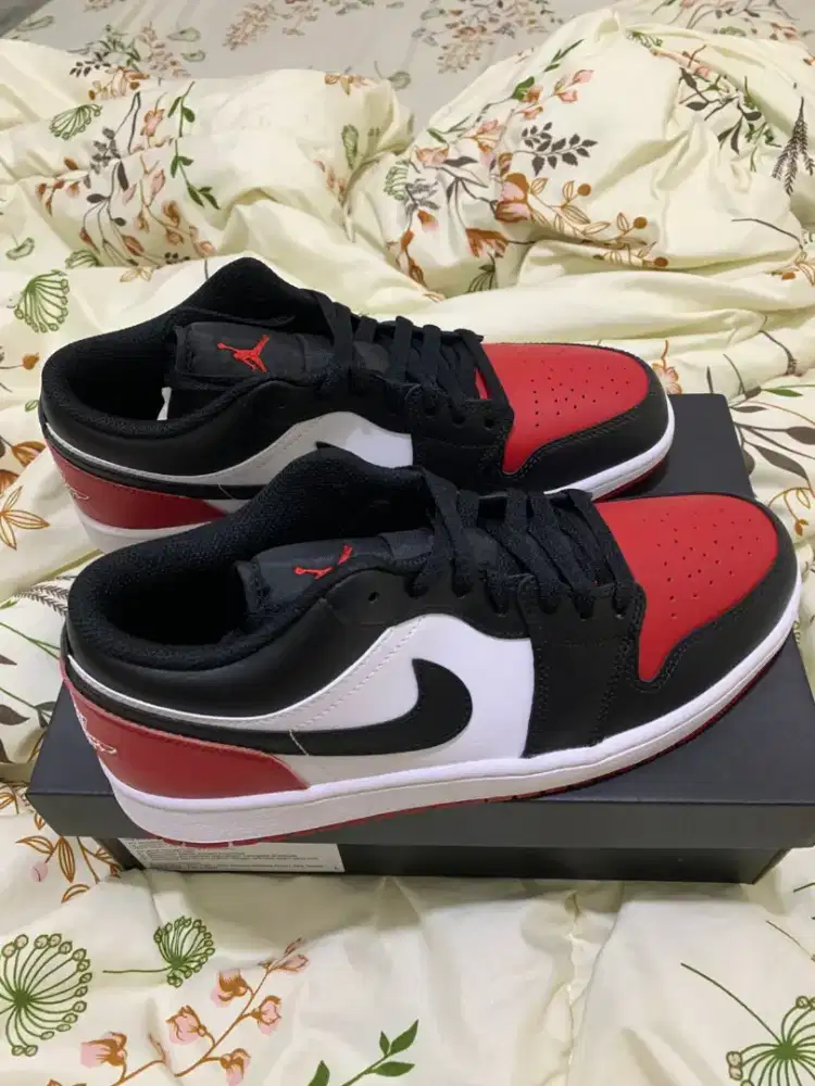 Air Jordan 1 Retro Low Bread Toe