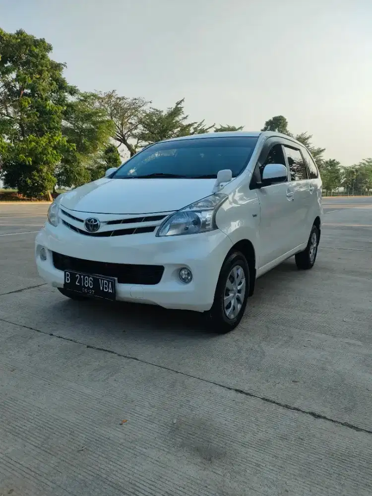 Avanza E 1.3 Matic 2012 antik