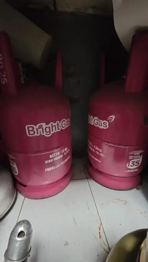 Tabung gas 12 kg, kosong