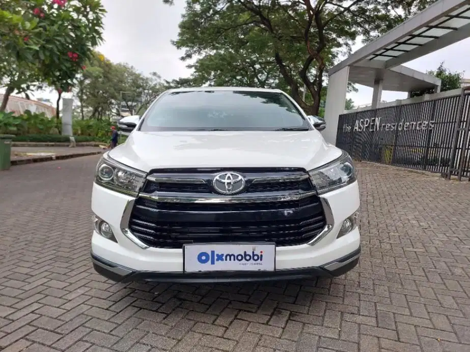 TDP 1 JUTA Toyota Kijang Innova 2.0 V Bensin-AT 2019 Hitam CSIZB