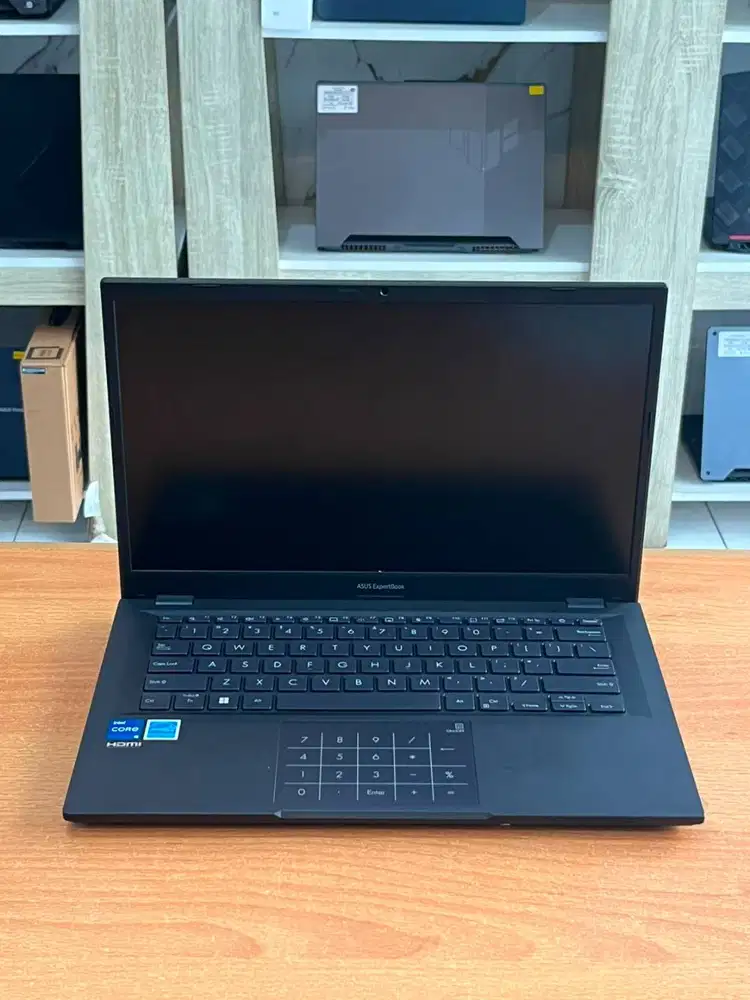 ASUS EXPERBOOK B1402CA CORE I5-1235U RAM 8GB SSD 512GB BACKLITE NUMPAD