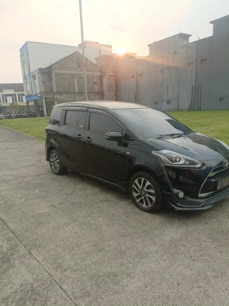 Toyota Sienta 2017 Bensin