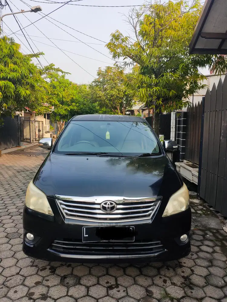 Toyota Kijang Innova 2012 Bensin
