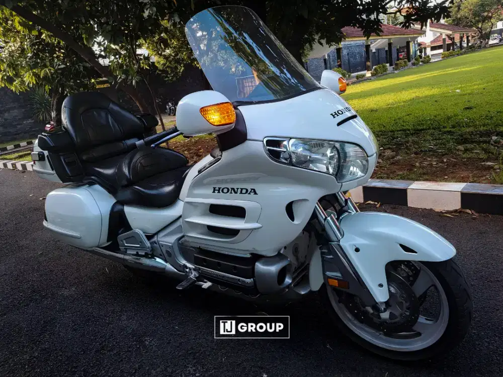 FOR SALE!! HONDA GOLD WING GL1800 2004