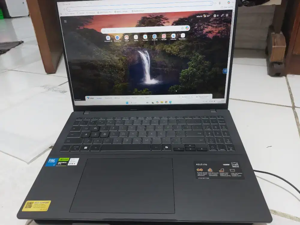 Asus V16 V3607Vu RTX4050