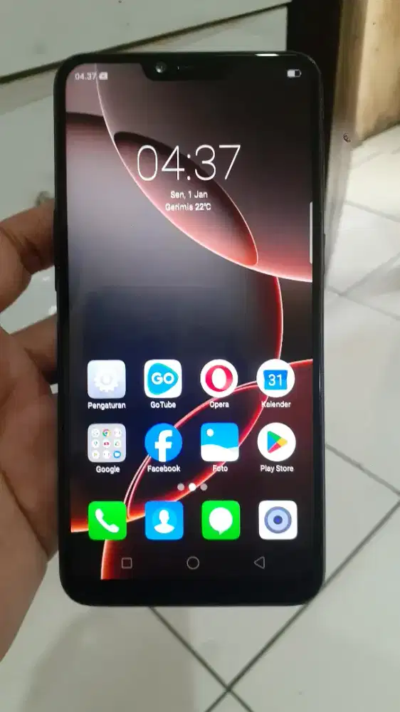 Realme C1 4G 2/32 layar 6.2 inchi normal
