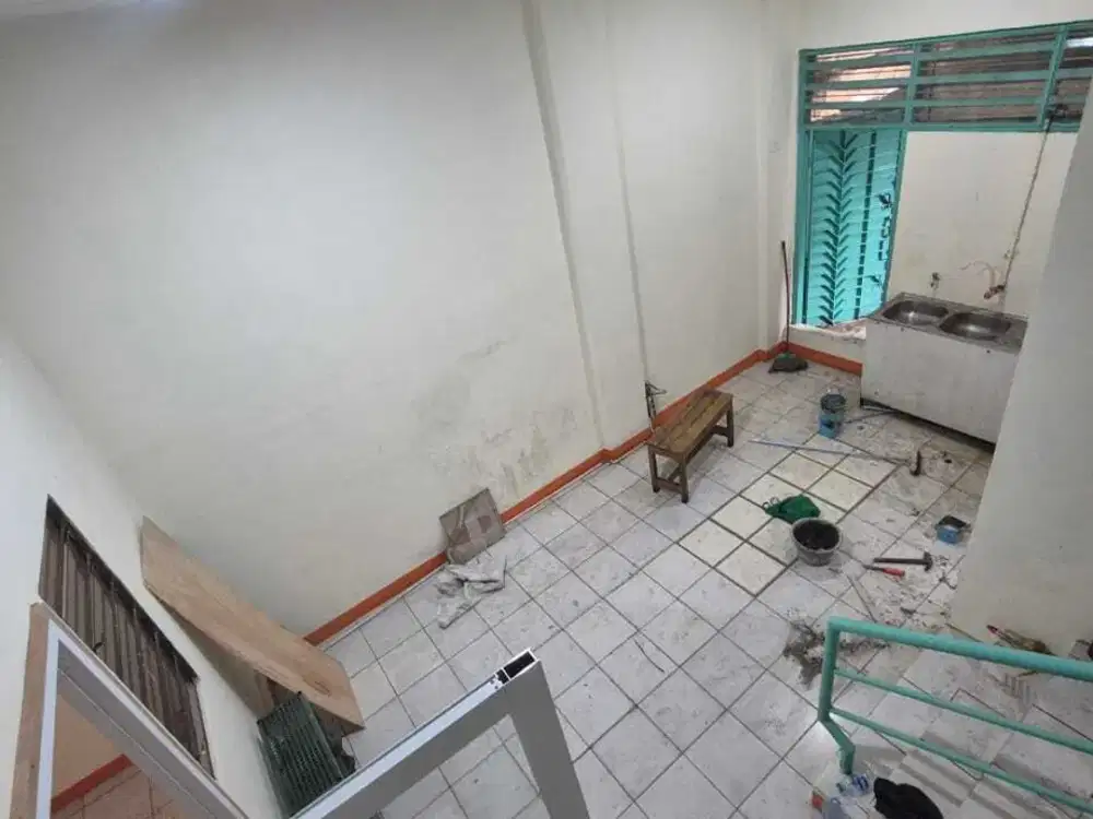 Dijual ruko kalideres 3,5lantai rapi siap huni
