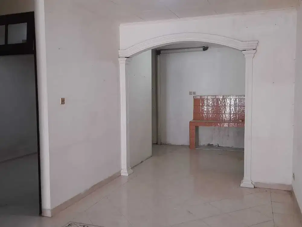 Dijual rumah Modernland 2KT rapi siap huni