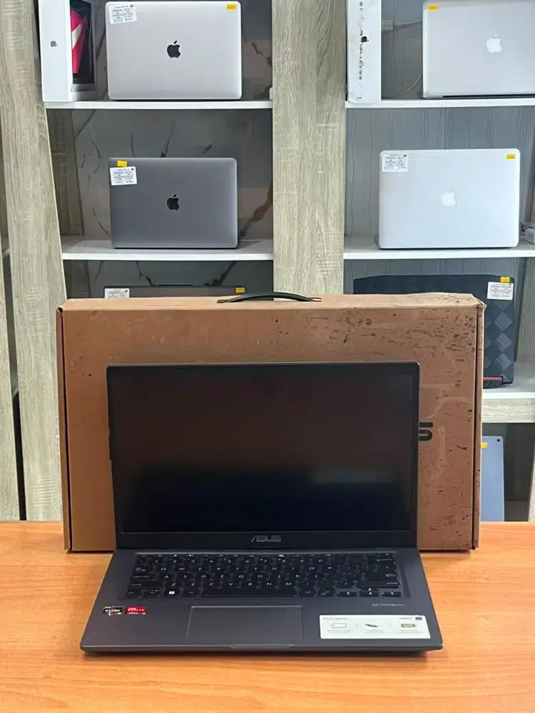 ASUS M415D  RYZEN 3  RAM 8 GB  SSD 512 GB