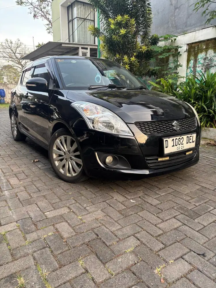 Suzuki swift 2012 GX AT terawat mulus antik matic