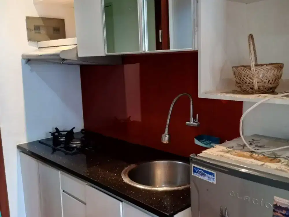 Disewakan Unit Apartemen Royal Mediterania Garden Residence Tipe Studio Kondisi Furnished