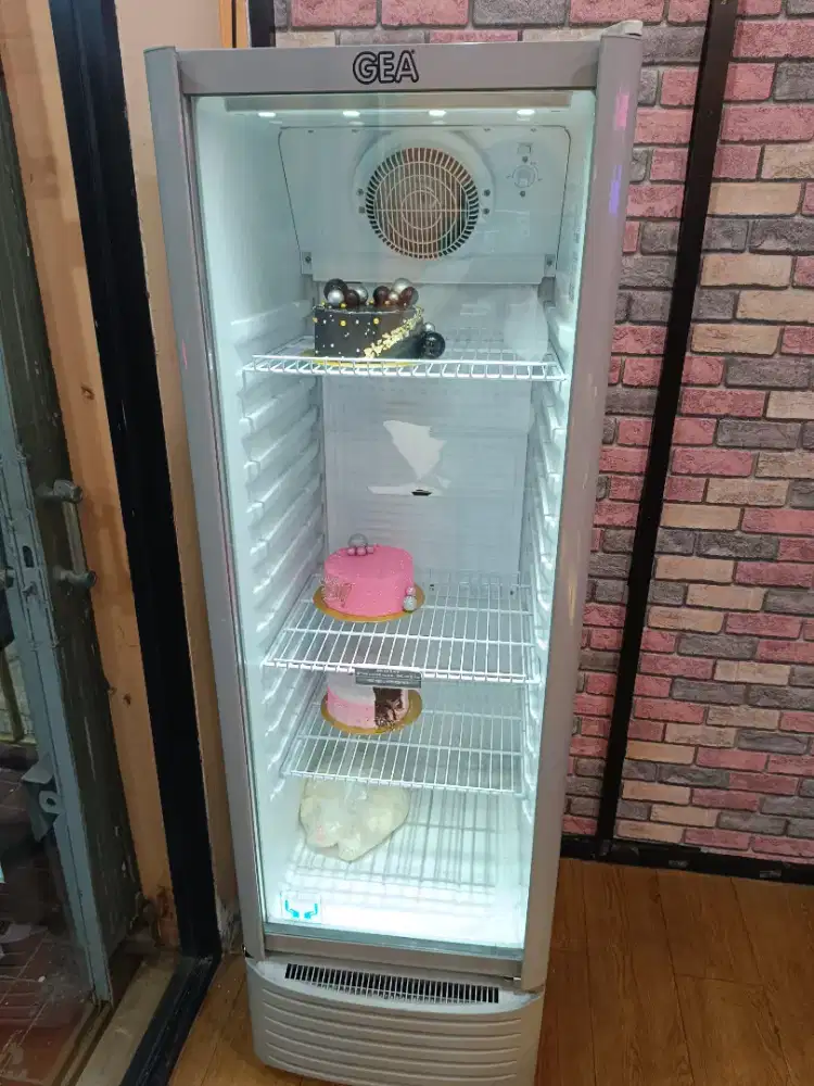 Showcase GEA 1 Pintu Fungsi Normal