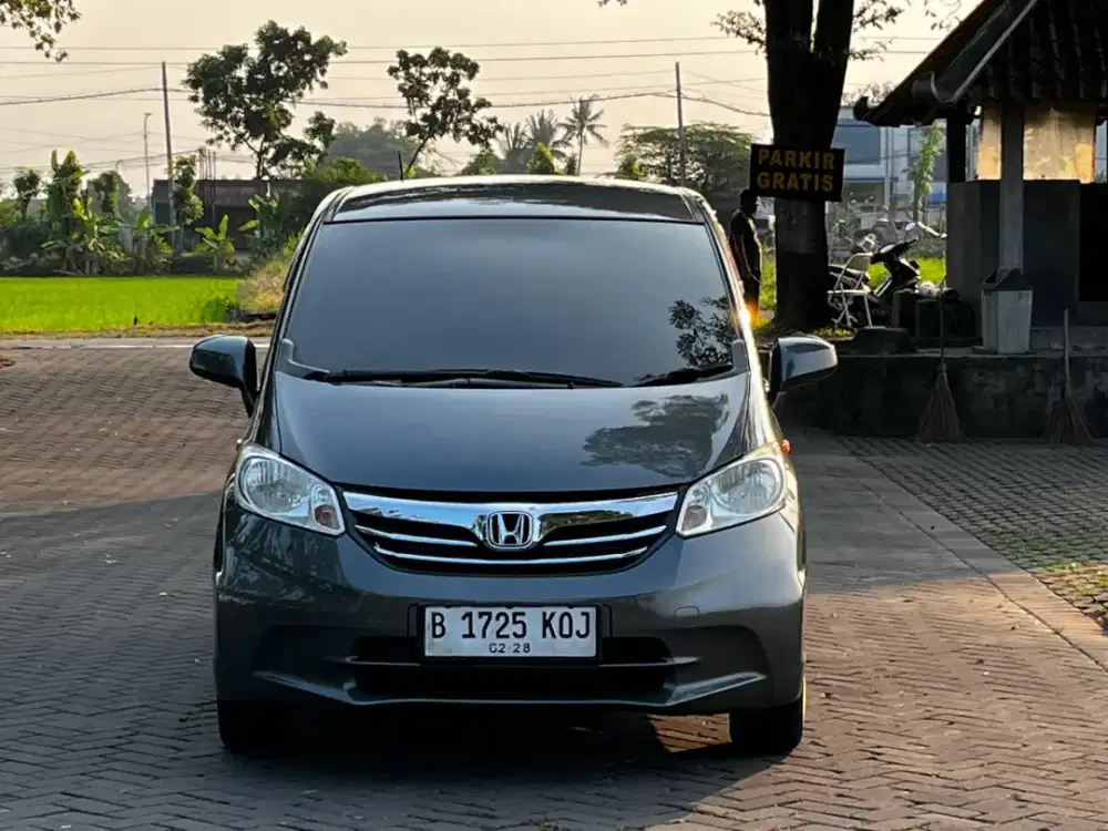 HONDA FREED SD MATIC•TANGAN PERTAMA DARI BARU•BEBAS LAKA•FULLSET