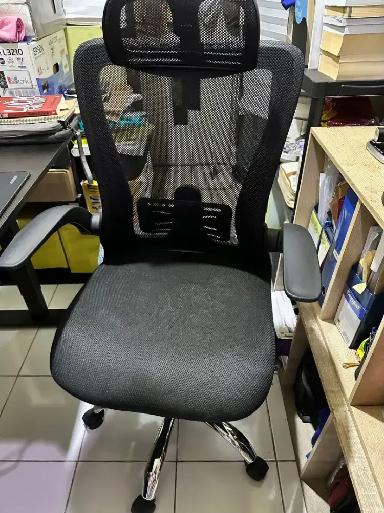 Kursi Kerja Deli