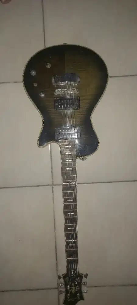 Gitar dan Efek murah