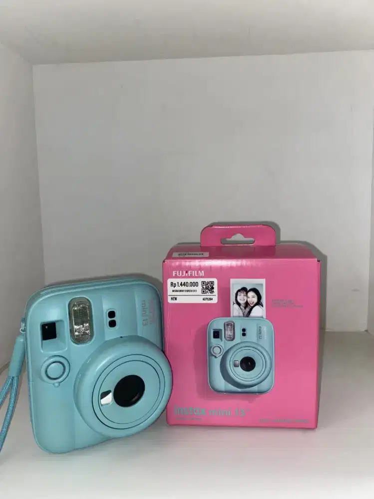 Fuji film polaroid instax mini 13