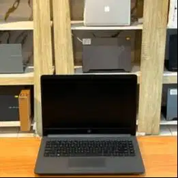 HP 245 G8 AMD RYZEN 5 5500U SSD 512/16GB