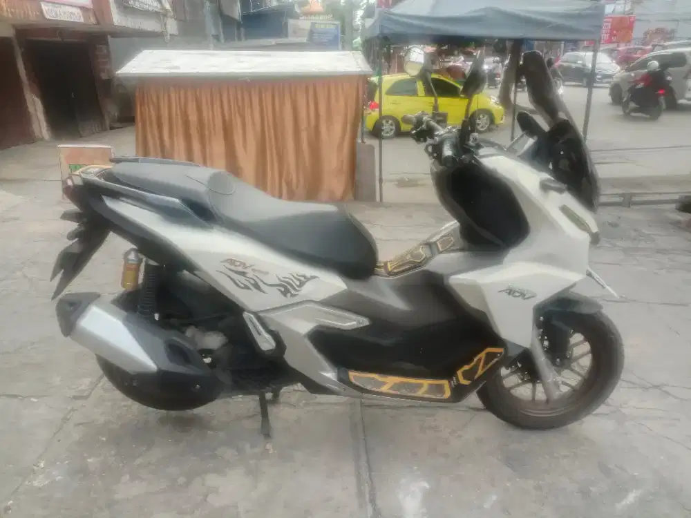 Honda ADV 160 ABS ISS New Edition Pemakaian Tahun 2024