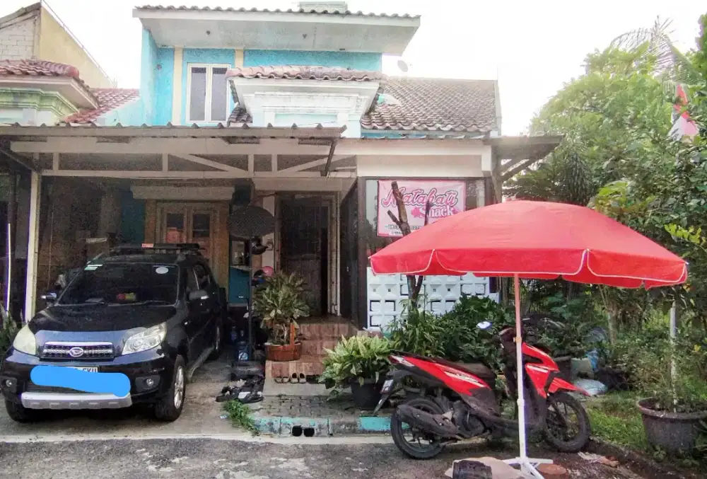 Rumah istimewa Pojok cocok untuk usaha kontrakan.Dkt Kawasan Industri