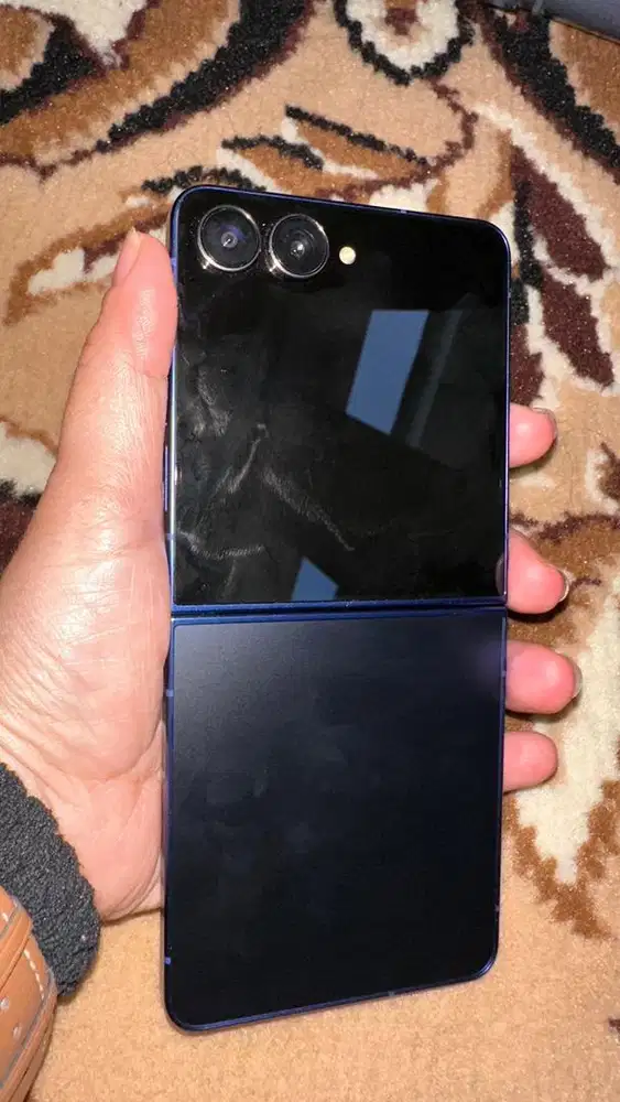Samsung Galaxy Flip 7 12/256 Gb