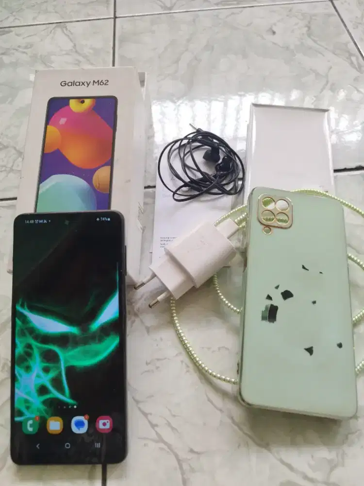 Samsung galaxy m62.fulset