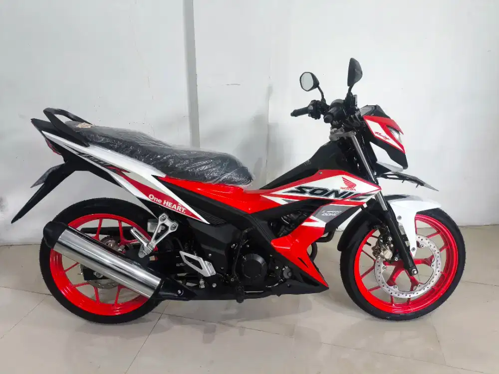 Sonic SE 2025 AD Sukoharjo like new