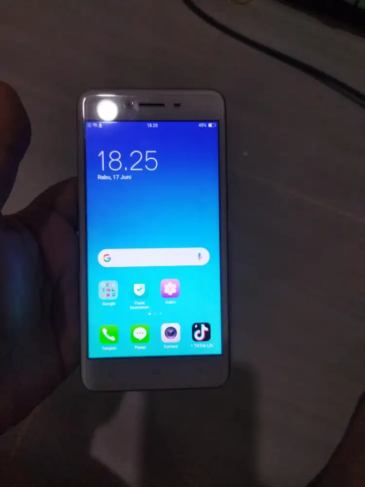 Di jual HP oppo a37f HP cas mulusssss