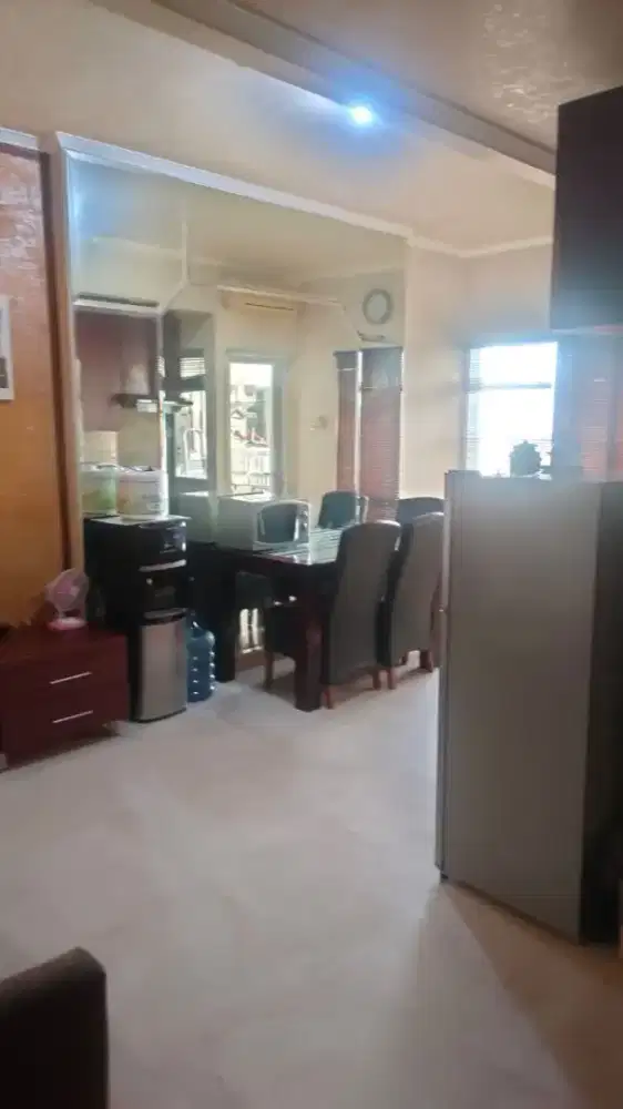 DISEWAKAN APARTEMEN SUDIRMAN PARK 2 KAMAR PLUS
