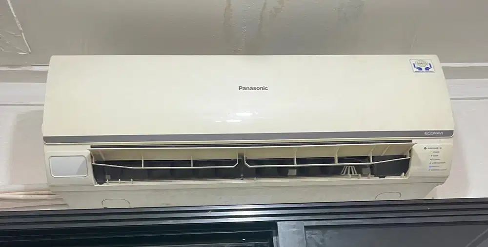 Ac panasonic 1/2pk r32 freon