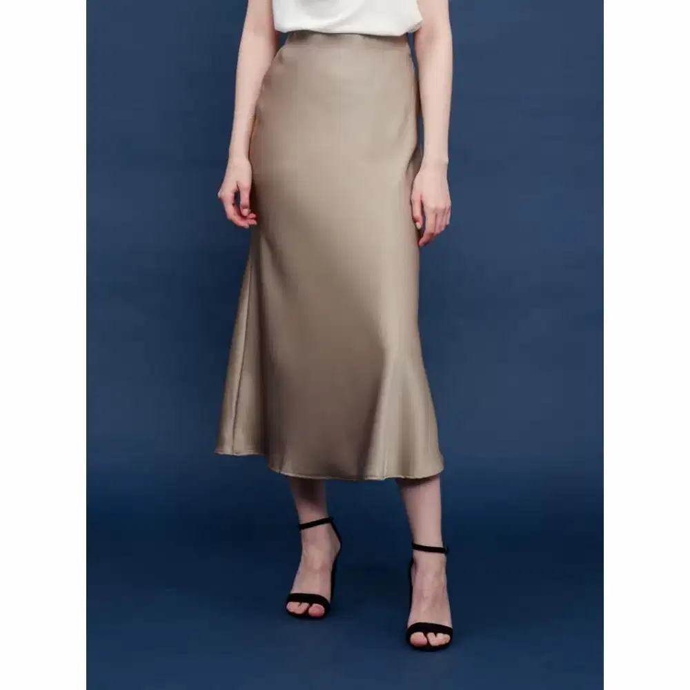 Rok Satin Midi Jenn&Rose