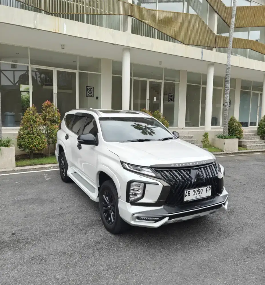 Pajero Sport Dakar 4x2 Tahun 2024 (NIK 2023)