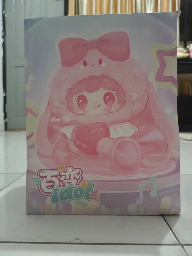 Boneka (doll) VERSATILE IDOL sugar bunny