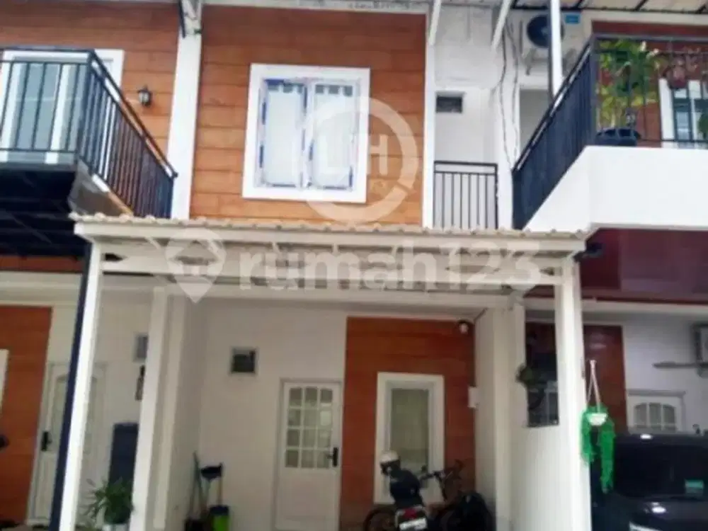 Jual Dekat Ut Rumah 2 Lantai di Practical House Cinangka Depok