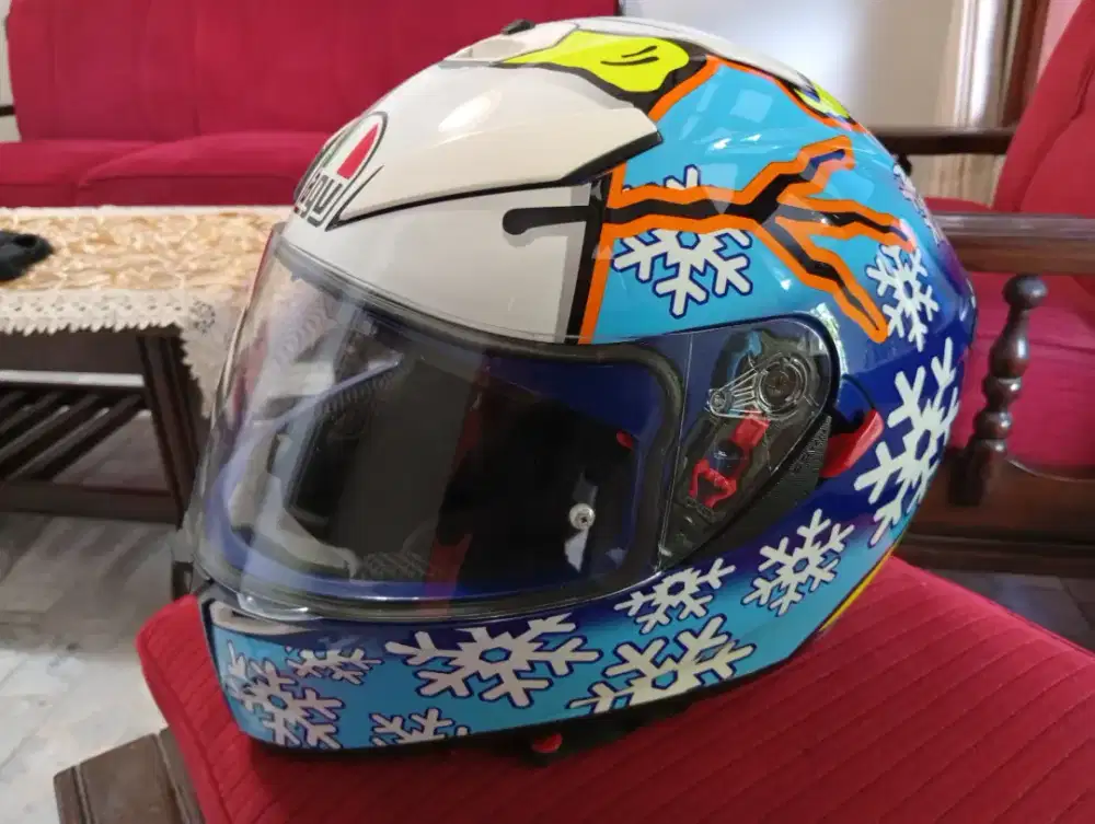 Helm agv k3 snowman