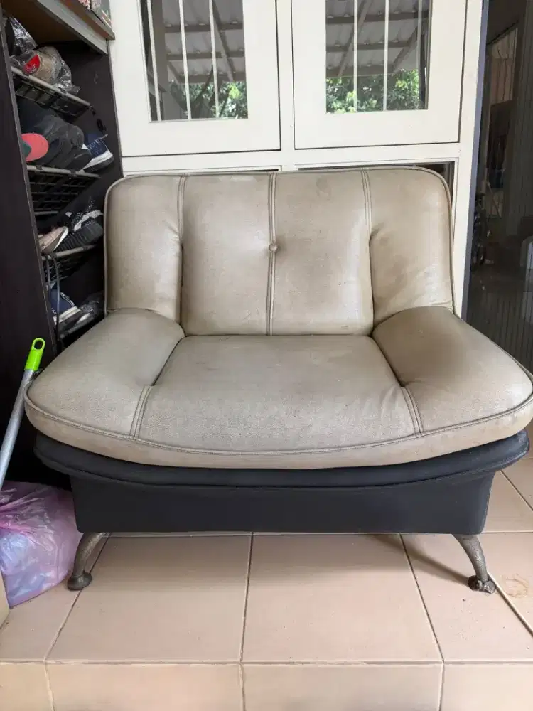 Kursi Sofa single seat bekas kondisi masih layak pakai
