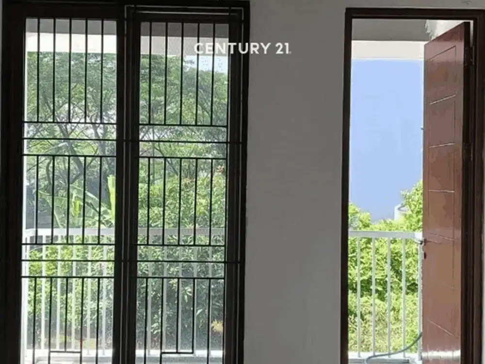 Dijual Rumah Strategis Harga Menarik Di Graha Raya