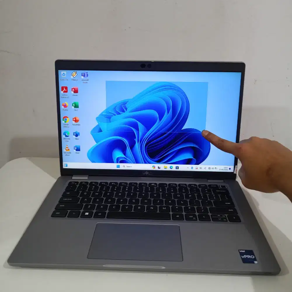 Laptop Dell 5430 i5 gen 12 Ram 16GB SSD 512GB Touchscren