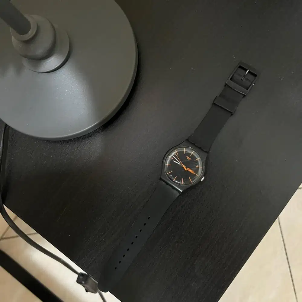 Swatch New Gent Dark Rebel SUOB704
