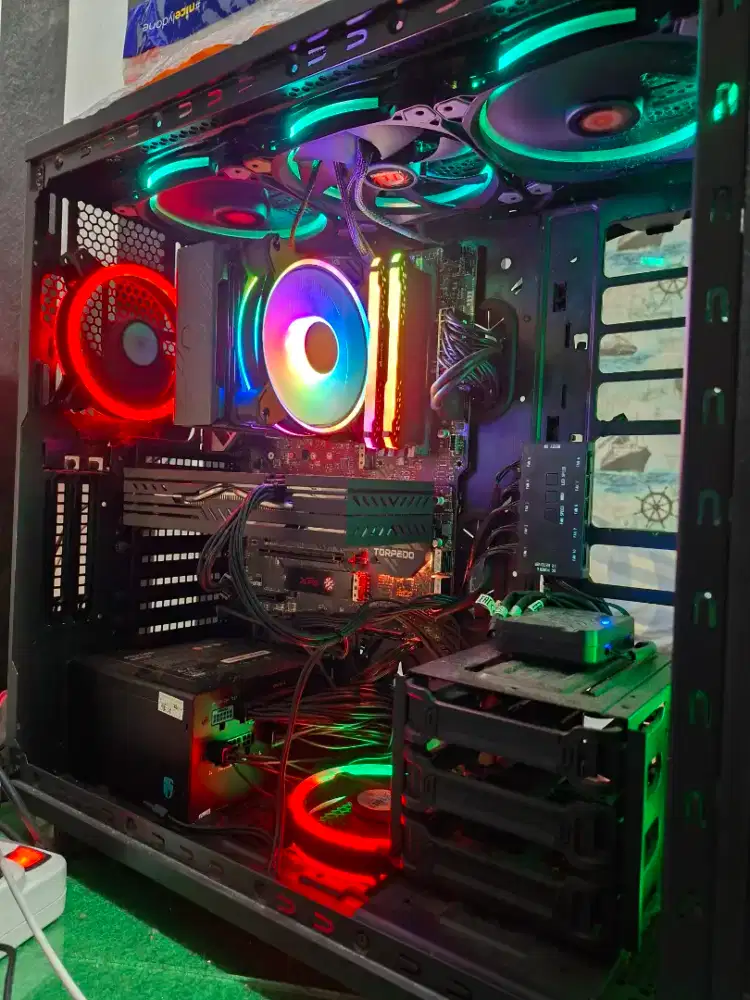 KOMPUTER GAMING