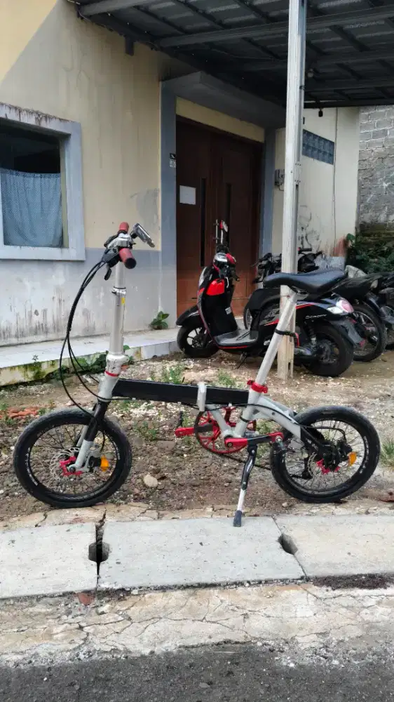 Sepeda lipat pacifik rem hidrolic