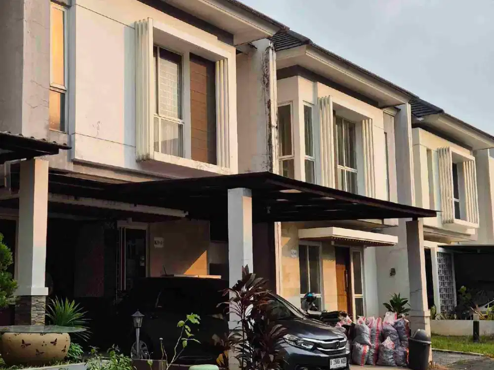 Dijual cepat  rumah 2 LT  di The Green BSD Cluster Royal Blossom TangSel