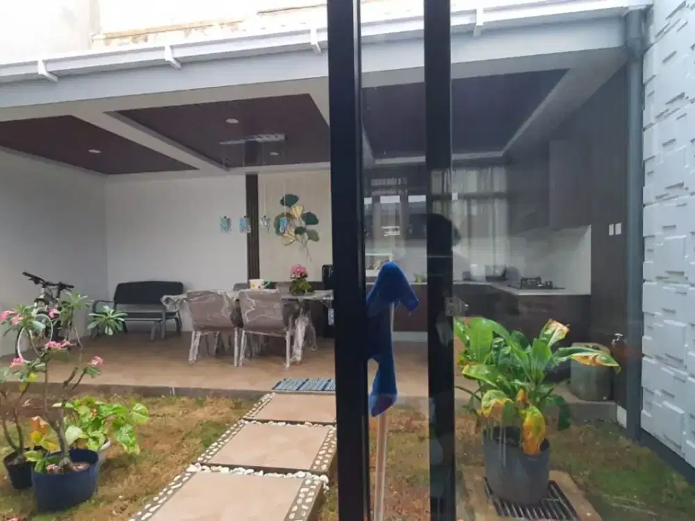Turun Harga Dijual Cepat Rumah Siap Huni Semi Furnished Tatar Lokacitra Kota Baru Parahyangan