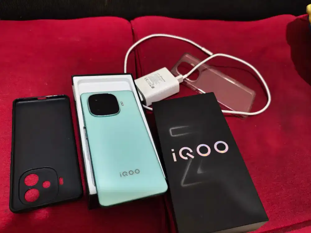 Iqoo z9 8/128 fulset