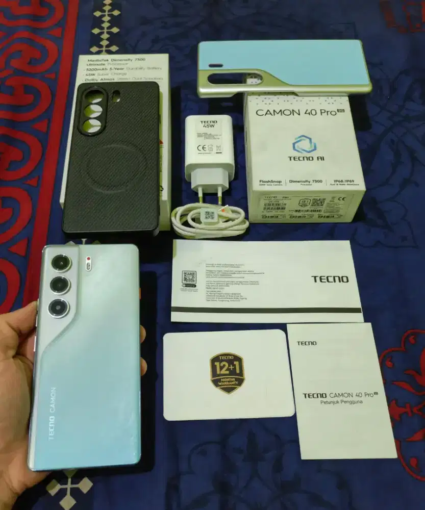 Tecno Camon 40 Pro 5G+ NFC RAM 12+12/256GB Garansi Aktif 30-06-2027