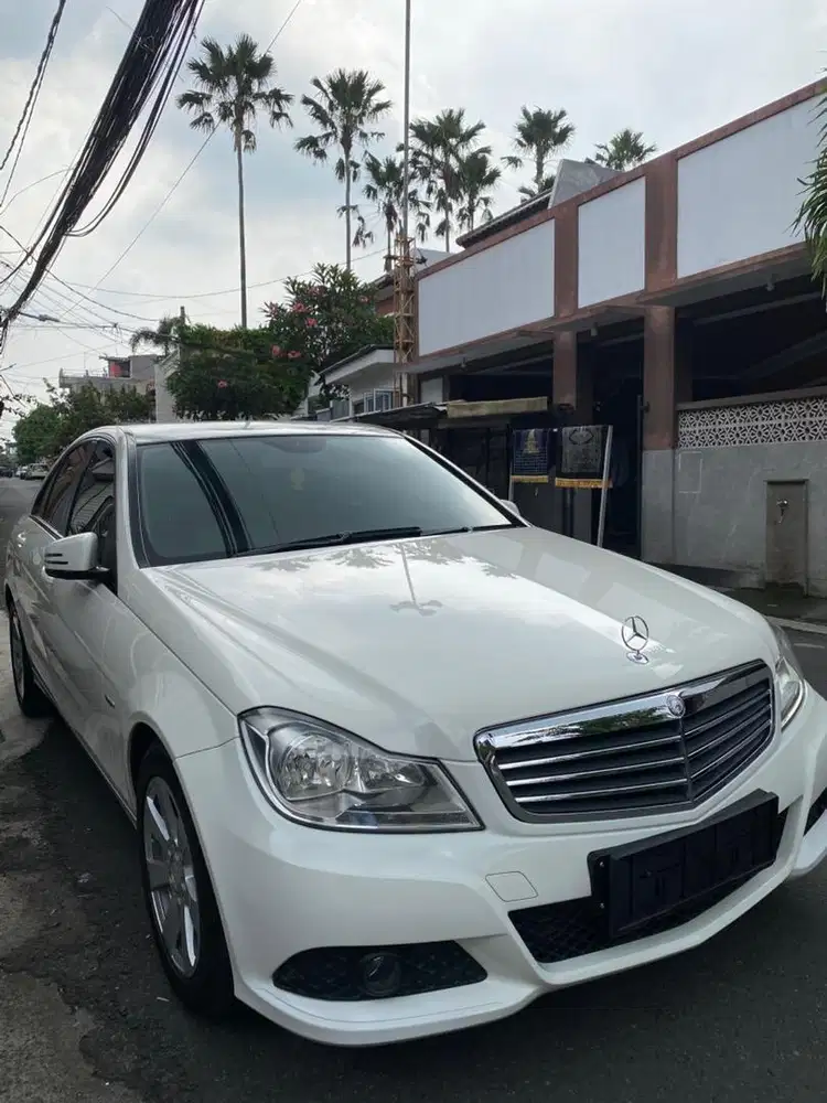 Mercy C200 white mulus