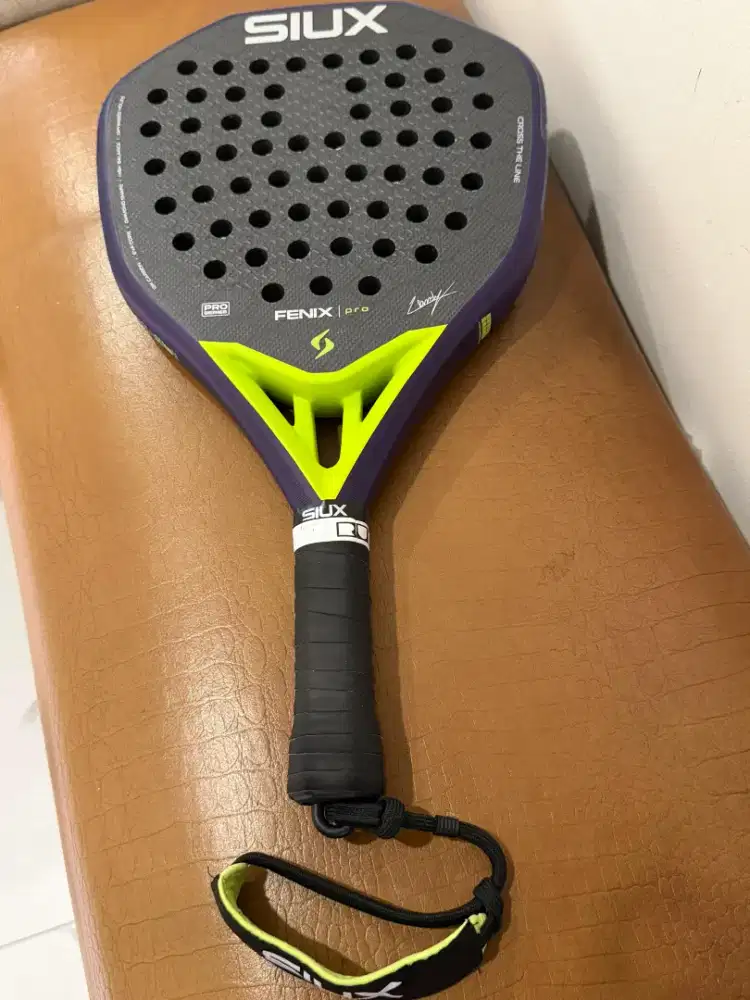 Raket Padel SIUX FENIX PRO 2026