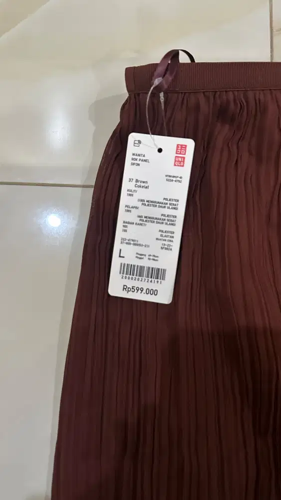 Rok uniqlo (New)